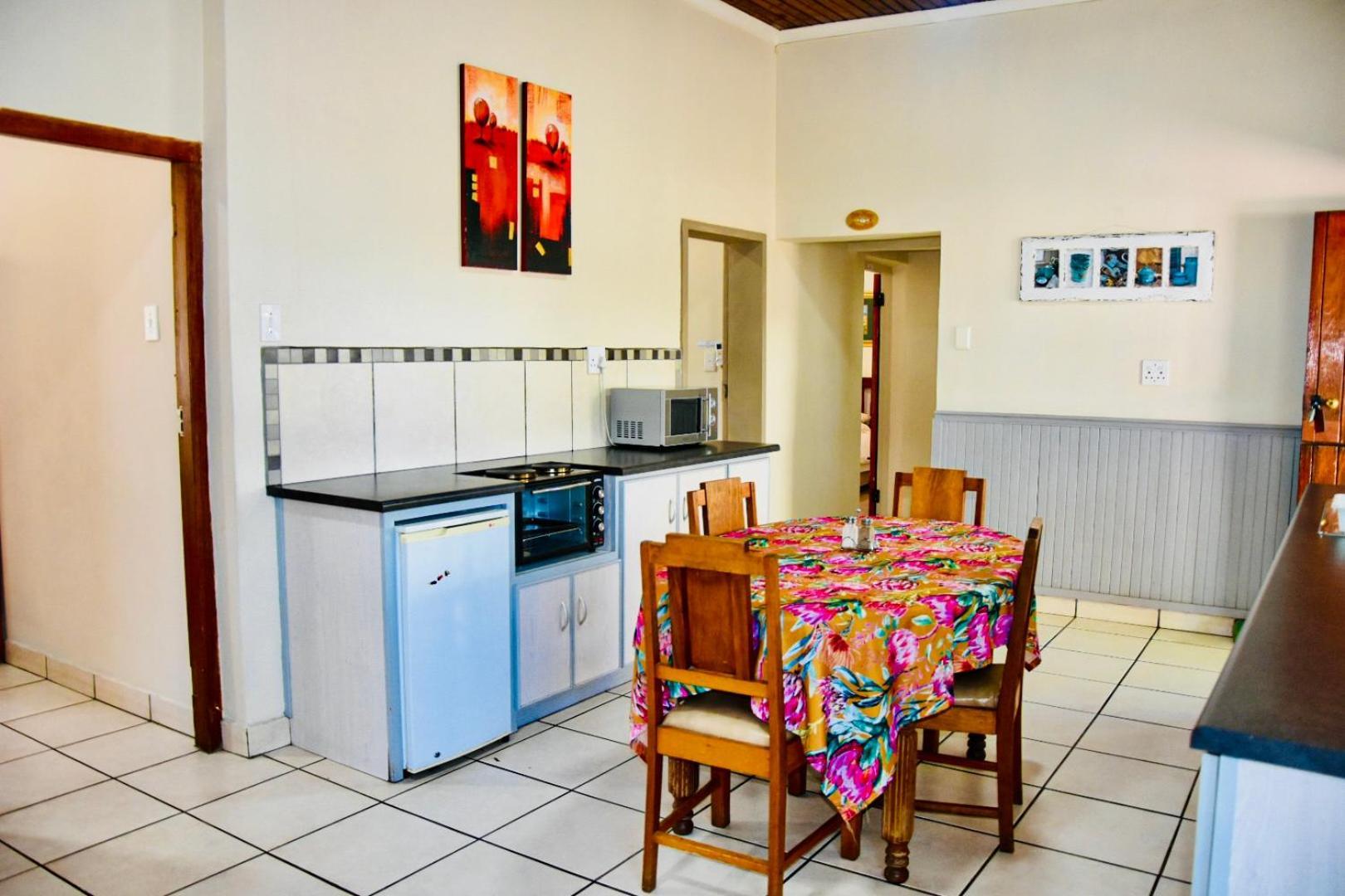 Donkin Country House Бофорт Уест Екстериор снимка